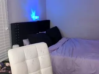 Livys Bedroom's Live Sex Cam Show