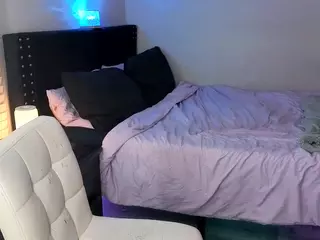Livys Bedroom's Live Sex Cam Show