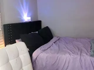 Livys Bedroom's Live Sex Cam Show