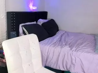 Livys Bedroom's Live Sex Cam Show