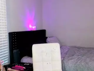 Livys Bedroom's Live Sex Cam Show