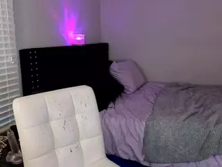 Livys Bedroom's Live Sex Cam Show