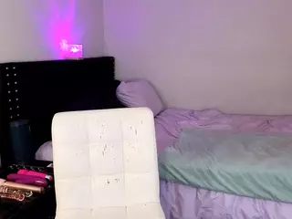 Livys Bedroom's Live Sex Cam Show