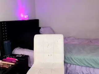Livys Bedroom's Live Sex Cam Show