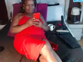 latinakiira's Live Sex Cam Show