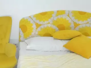 britishmilfpenelope's Live Sex Cam Show