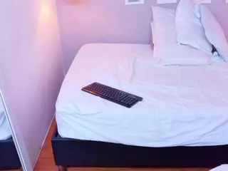 Kiara Evans's Live Sex Cam Show