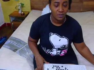 Kiara Evans's Live Sex Cam Show