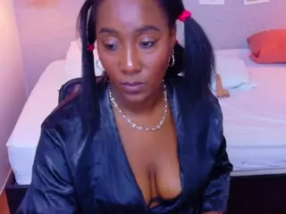 Kiara Evans's Live Sex Cam Show