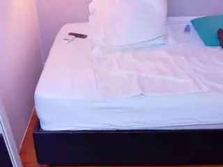 Kiara Evans's Live Sex Cam Show