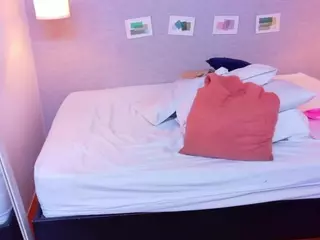 Kiara Evans's Live Sex Cam Show