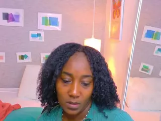 Kiara Evans's Live Sex Cam Show