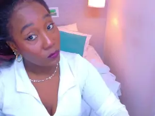 Kiara Evans's Live Sex Cam Show