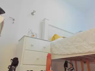 aariana4u's Live Sex Cam Show
