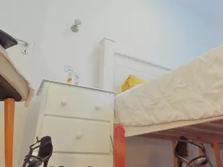 aariana4u's Live Sex Cam Show