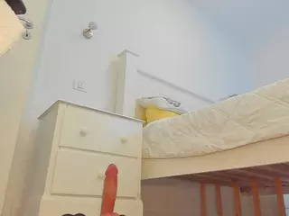 aariana4u's Live Sex Cam Show
