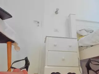 aariana4u's Live Sex Cam Show