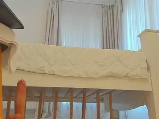 aariana4u's Live Sex Cam Show