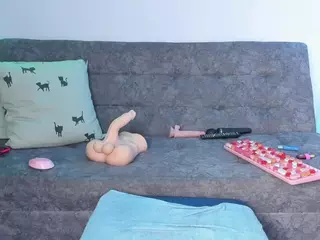 BUSTY PUTONA RELOADED's Live Sex Cam Show