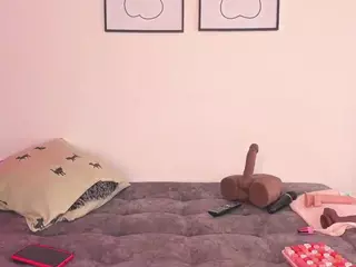 BUSTY PUTONA RELOADED's Live Sex Cam Show