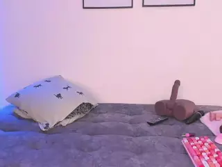BUSTY PUTONA RELOADED's Live Sex Cam Show
