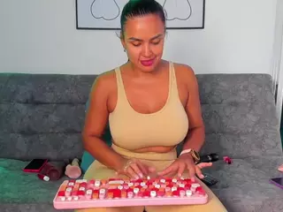 BUSTY PUTONA RELOADED's Live Sex Cam Show