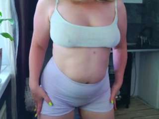 Live cam show with mishabraun