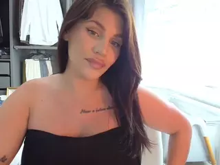 British milf jessica Lou's Live Sex Cam Show