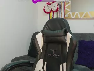 Sarah Peterson's Live Sex Cam Show