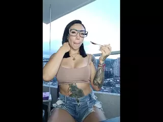 Sarah Peterson's Live Sex Cam Show