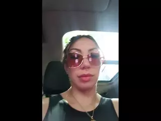 Sarah Peterson's Live Sex Cam Show
