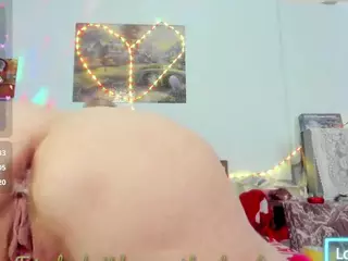 ladyred8's Live Sex Cam Show