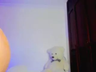 Dollglam01's Live Sex Cam Show