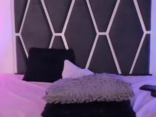 KENDAL's Live Sex Cam Show