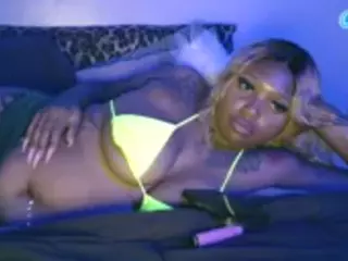 Ms_Behave's Live Sex Cam Show