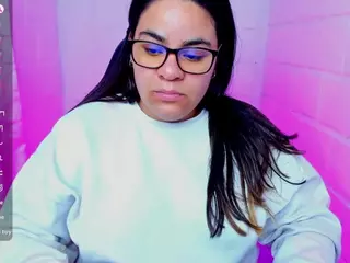 sharoonhills's Live Sex Cam Show