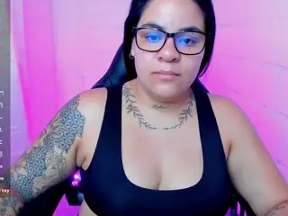 sharoonhills's Live Sex Cam Show