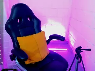 sharoonhills's Live Sex Cam Show