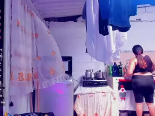 sharoonhills's Live Sex Cam Show