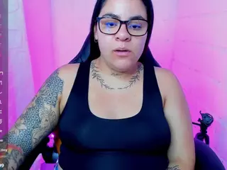 sharoonhills's Live Sex Cam Show