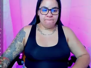 sharoonhills's Live Sex Cam Show