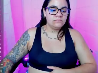 sharoonhills's Live Sex Cam Show