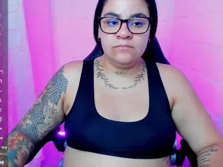 sharoonhills's Live Sex Cam Show