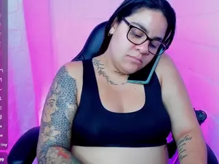 sharoonhills's Live Sex Cam Show