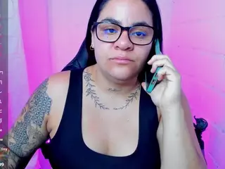 sharoonhills's Live Sex Cam Show