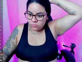 sharoonhills's Live Sex Cam Show