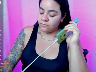 sharoonhills's Live Sex Cam Show
