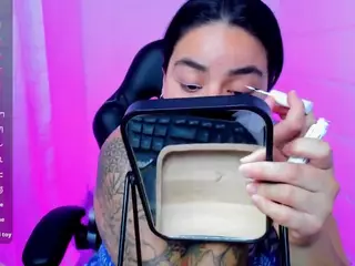 sharoonhills's Live Sex Cam Show