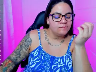 sharoonhills's Live Sex Cam Show