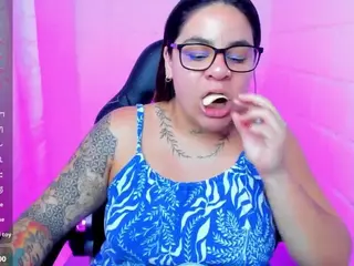 sharoonhills's Live Sex Cam Show